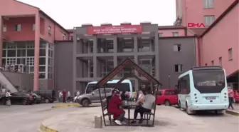 SÜRÜCÜYE YARDIM EDERKEN KAMYONETİN ÇARPTIĞI UZMAN ÇAVUŞ, ŞEHİT OLDU