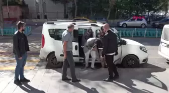 Son dakika haberleri! ESKİ HÜKÜMLÜ, İNFAZ KORUMA MEMURUNU ÖLDÜRDÜ