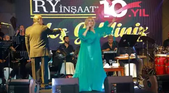 Nostalji Kraliçesi Muazzez Ersoy'dan unutulmaz gece