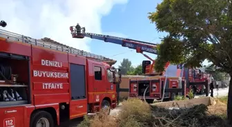 Alevlerin sardığı evden geriye döküntüler kaldı