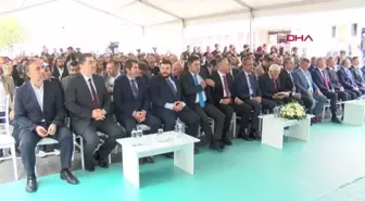BAKAN ÖZER: TÜM OKULLARDA ARTIK KÜTÜPHANE VAR
