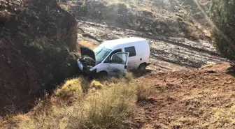 Ankara 3. sayfa haberi: Ankara'da hafif ticari araç dereye uçtu: 1 ölü, 1 yaralı