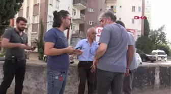 KONUŞMAK İÇİN VERDİĞİ TELEFONUNU ÇALDIRDI