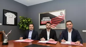 Beşiktaş, Ersin Destanoğlu'nun sözleşmesini uzattı