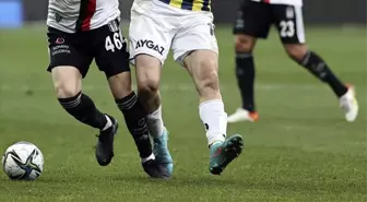 Derbi kaçta bitiyor? Beşiktaş - Fenerbahçe maçı kaçta bitecek? Bugünkü maç kaçta bitiyor?