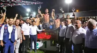 Antalya spor haberleri | Serik Yağlı Pehlivan Güreşlerinin başpehlivanı Osman Aynur oldu