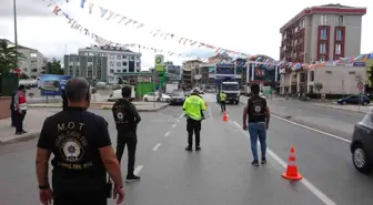 Pendik'te okul önlerinde sıkı denetim