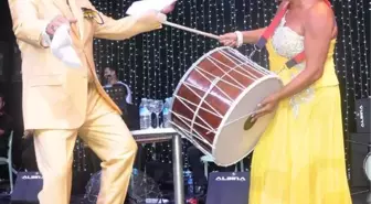 Safiye Soyman ile Faik Öztürk'e 'dolandırıcılık' suçlamasından beraat talebi (2)- Yeniden