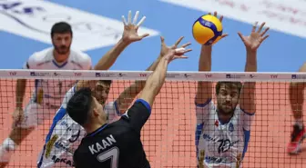 Voleybol: AXA Sigorta Efeler Ligi