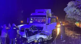 Konya gündem haberleri... Konya'da TIR, otomobile çarptı: 1 ölü, 1 yaralı
