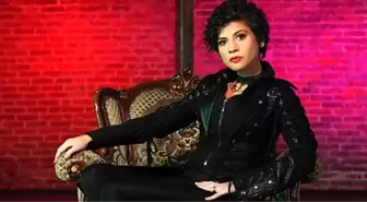 Aydilge... 'SÖZLERİN BİTTİĞİ YER'E ÇAĞIRIYOR!