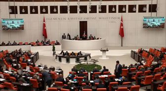 Aylin Cesur: Kamuoyu Neden 'Sansür' Dedi Bu Yasa Teklifine? Çünkü Çok Tartışma Var, Yasaklar Var, İçerisinde Susturulmalar Var