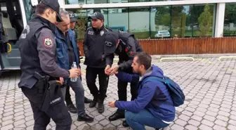 Son dakika haberleri! Çevik kuvvet polisi yaralı bıldırcın için seferber oldu