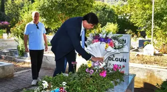 Muğla yerel haberleri: Eski Fethiye Belediye Başkanlarından Özer Olgun, Mezarı Başında Anıldı