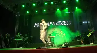 Bağcılarlı gençler Mustafa Ceceli konserleriyle coştu