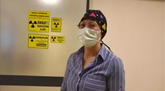 ÇALIŞTIĞI HASTANEDEKİ TARAMADA MEME KANSERİ OLDUĞUNU ÖĞRENDİ: ERKEN TANI HAYATIMI KURTARDI