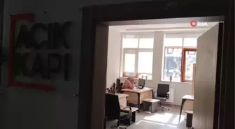 Özel öğrenci Ümmü Gülsüm'ün tablet isteği yerine getirildi