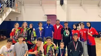 Sultangazi'deki sporcular şampiyonadan 16 madalyayla döndü