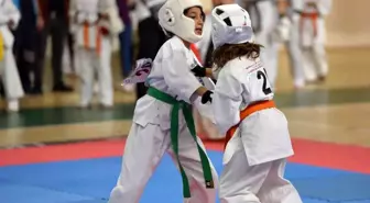 Bursa haberi: Yıldırım'da karate rüzgarı