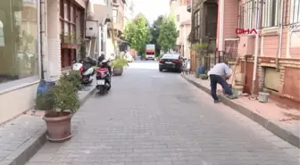 FATİH'TEKİ DÖNER BIÇAKLI SALDIRIYA İLK MÜDAHALE EDENLER ANLATTI BIÇAĞI TUTTUM, POLİSE VERDİM