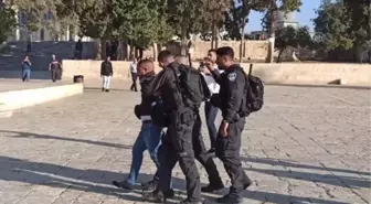 İsrailli aşırı sağcı milletvekilinden Mescid-i Aksa'ya baskın