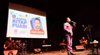 Balıkesir yerel haberi... Şair Uğur Arslan Altıeylül Kitap Fuarında