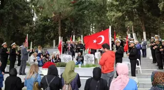 Son dakika yerel: Şehit Deniz Akdeniz mezarı başında anıldı