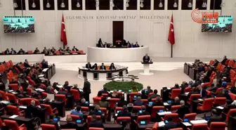 Tuncay Özkan'dan 'Sansür Yasası' Teklifine Tepki: 'Kış Uzun Sürebilir Ama Mutlaka Bahar Gelecektir'