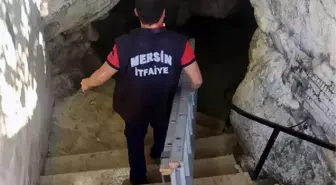 Yedi Uyurlar Mağarası'nda düşüp, sıkıştığı kayalıklardan ekipler kurtardı