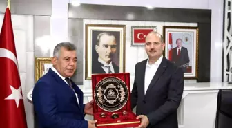 Adıyaman yerel haberi: AK Partili İleri, Adıyaman'da belediyenin çalışmalarını inceledi