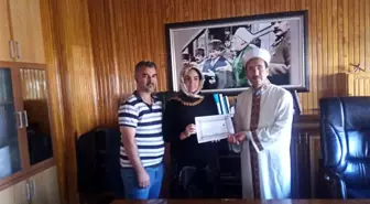 İslamiyet'i seçen Fransız Kadın Müslüman oldu