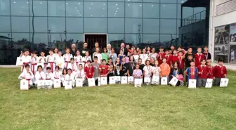 Aydın spor haberleri: Kuyucak'ta sporda başarılı olan çocuklar ödüllendirildi