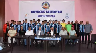 Kuyucakspor'da imzalar atıldı