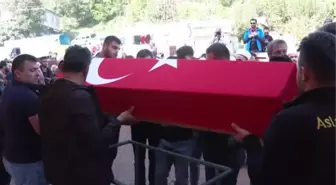 Son dakika haber! Maden ocağındaki patlamada hayatını kaybeden işçilerden Emrah Kaya son yolculuğuna uğurlandı