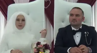 Bolu haberleri! Mudurnu'da öğrenciler öğretmenlerini düğününde yalnız bırakmadı