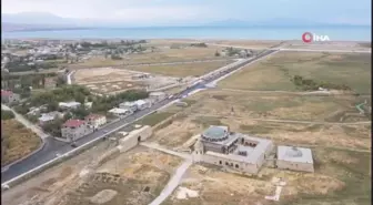 Van haberleri: Van Büyükşehir Belediyesinden yol asfaltlama çalışması