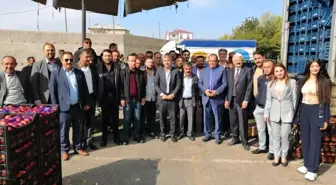 Beyaz listeden sebze hali esnafına ziyaret