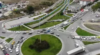 Beylikdüzü'nde yıllardır çözülemeyen trafik, çileye dönüştü