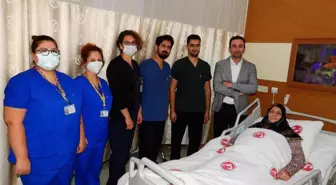 Böbreğindeki taş 100 parçaya ayrılarak çıkarıldı