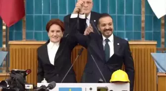 Prof. Dr. Kürşad Zorlu, İYİ Parti'ye katıldı! Rozetini Genel Başkan Meral Akşener taktı