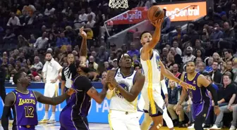 Son şampiyon Golden State Warriors galibiyetle başladı