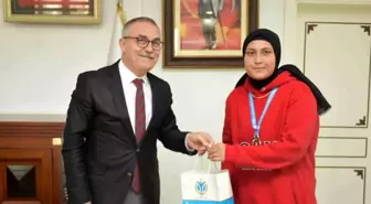 Milli Eğitim Müdürü Akyol, şampiyonu makamında ağırladı