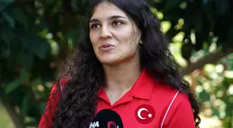 Güreşte dünya şampiyonasında 4 yıl sonra Nesrin Baş ile gelen altın