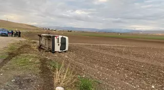 Amasya gündem haberleri: Amasya'da minibüs devrildi 3 kişi yaralandı