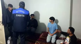 Son dakika haberleri... Zeytinburnu'nda günübirlik pansiyon operasyonu: 350 kaçak göçmen yakalandı