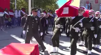 Son dakika gündem: Şehit Piyade Uzman Çavuş Yavaş, son yolculuğuna uğurlandı (2)