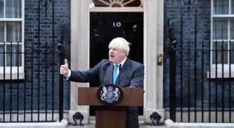 İngiltere'de liderlik yarışı: Johnson ve Sunak arasında gizli zirve