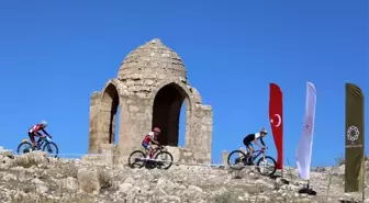 Mardin spor haberleri... Mardin'de bisikletçiler, Dara Antik Kenti'nde pedal çevirdi