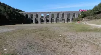 SU SEVİYESİ DÜŞTÜ BARAJ GÖLÜNDE ARAÇLAR DOLAŞMAYA BAŞLADI