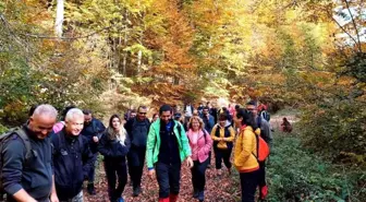 Kütahya spor: Doğa tutkunları Domaniç'in eşsiz sonbahar manzarasında yürüdü